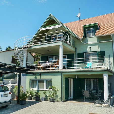 Fuegefa Apartman Balatonalmádi Buitenkant foto