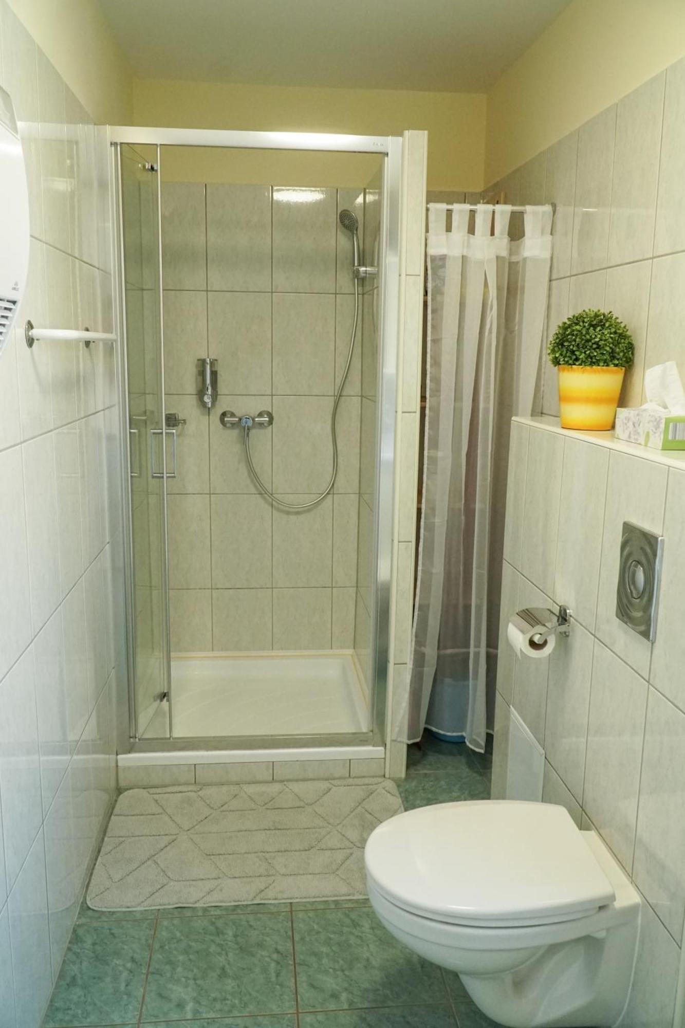 Fuegefa Apartman Balatonalmádi Buitenkant foto