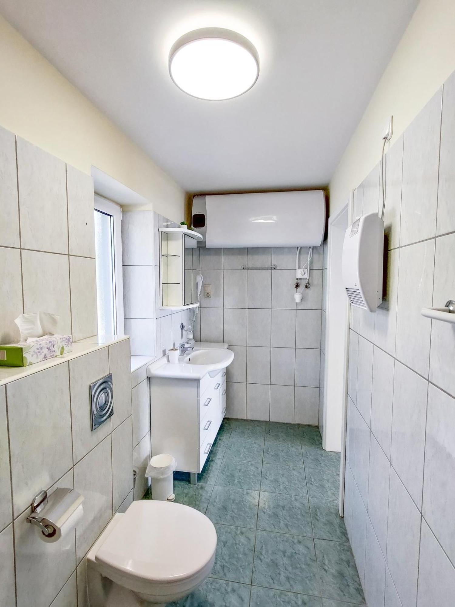 Fuegefa Apartman Appartement Balatonalmádi Buitenkant foto