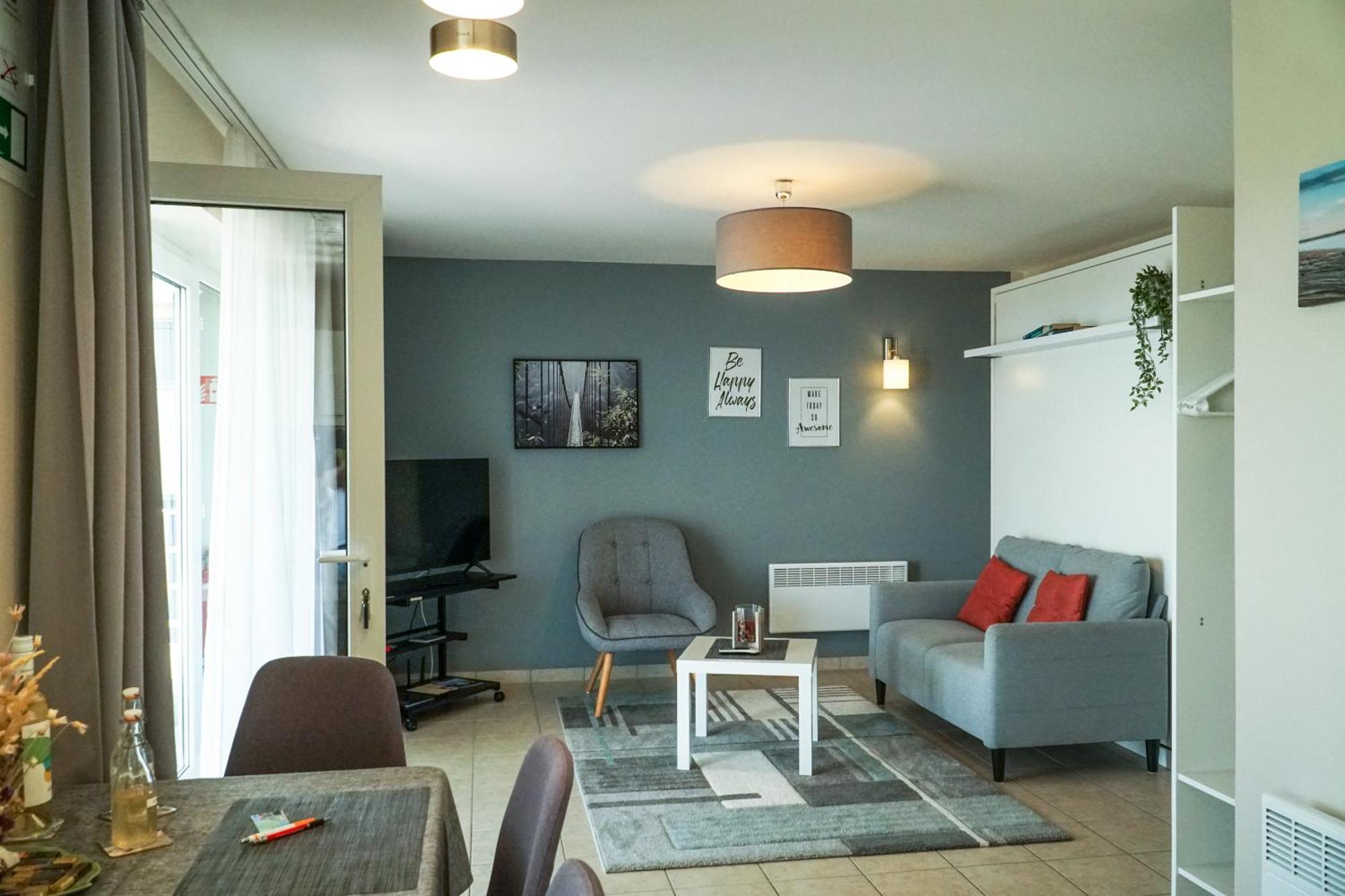 Fuegefa Apartman Appartement Balatonalmádi Buitenkant foto